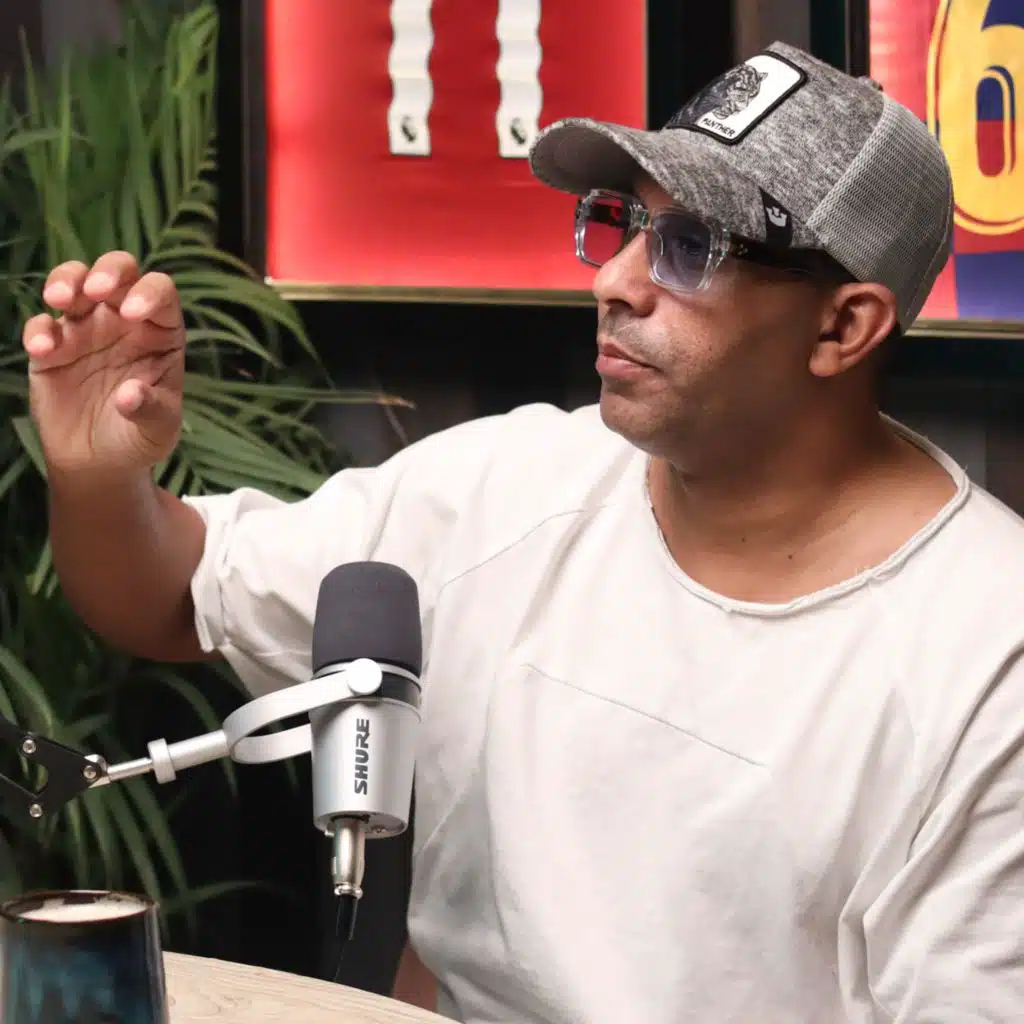 محمود عبدالحكيم🚨 ضربت الرقم القياسي في مرات التوقيع للزمالك 🤣 أنا أحرف من أبوتريكة و لكن..😱🤐