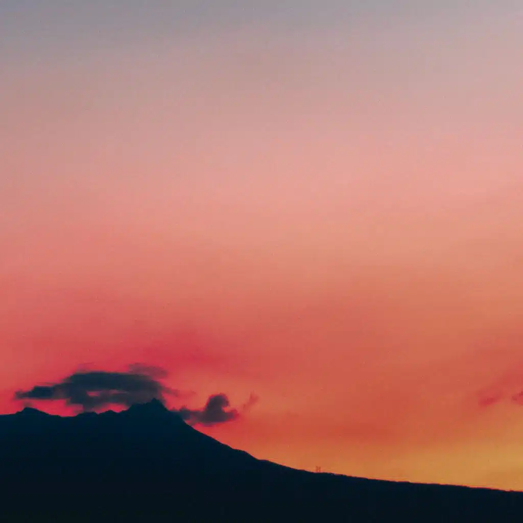 1 Night With White Noise: Relaxing Retreat