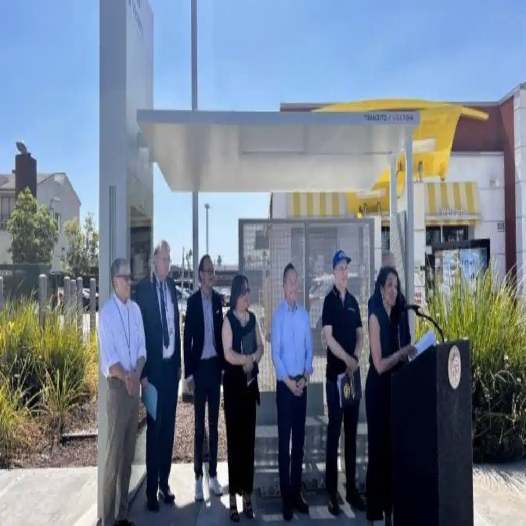 LA Looks To Make Improvements To Bus Stops In The City