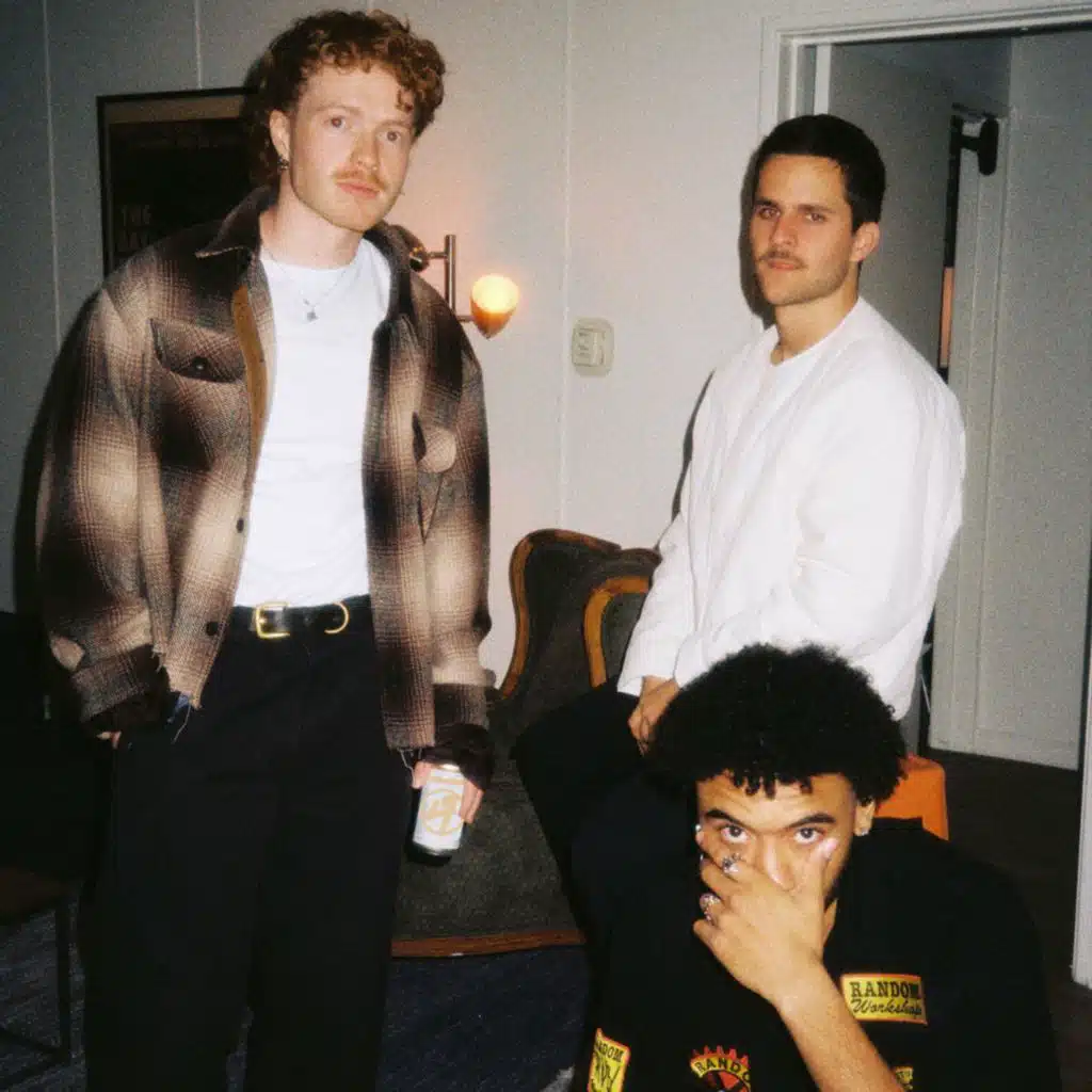 Reroute (feat. thom.ko)