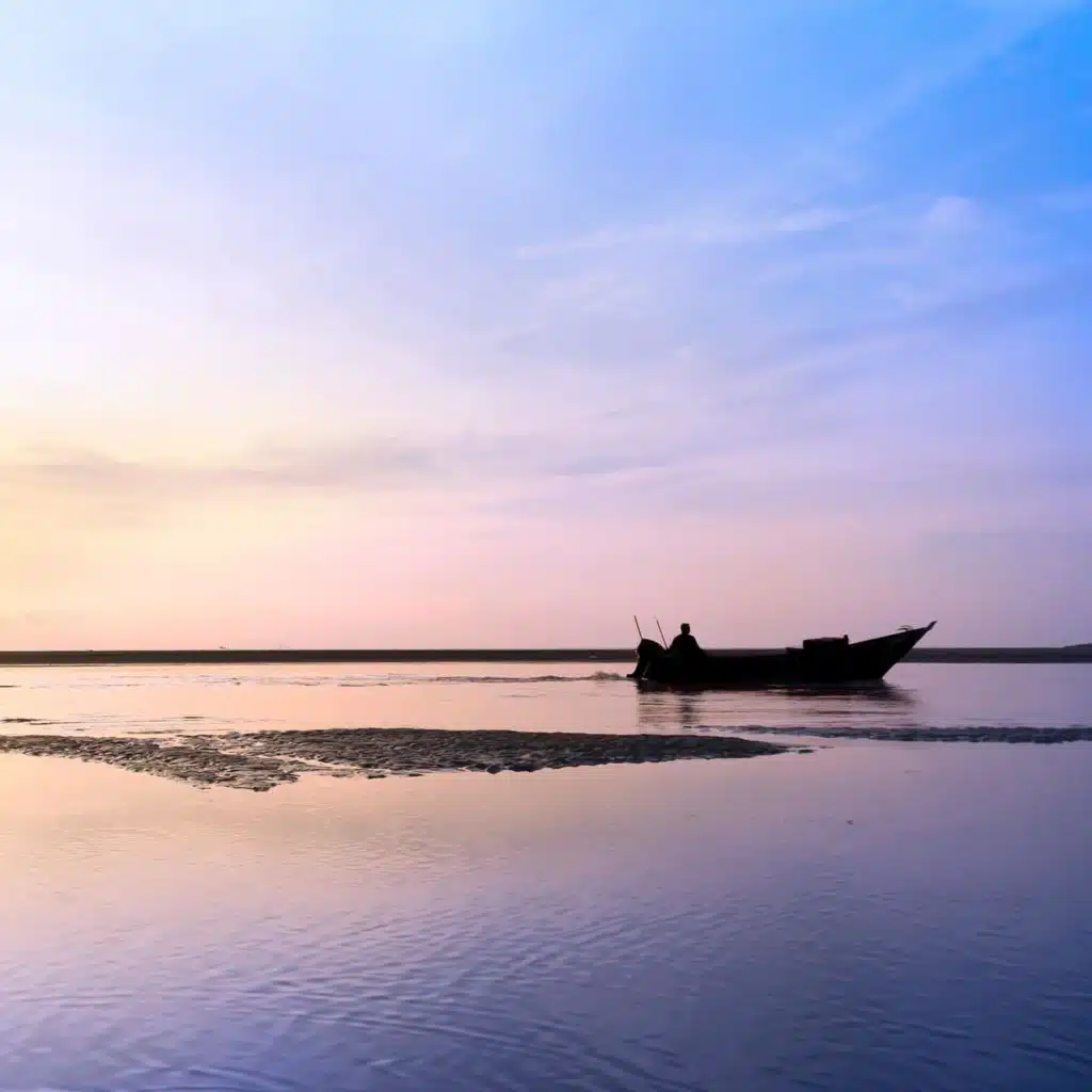 Currents of Calmness