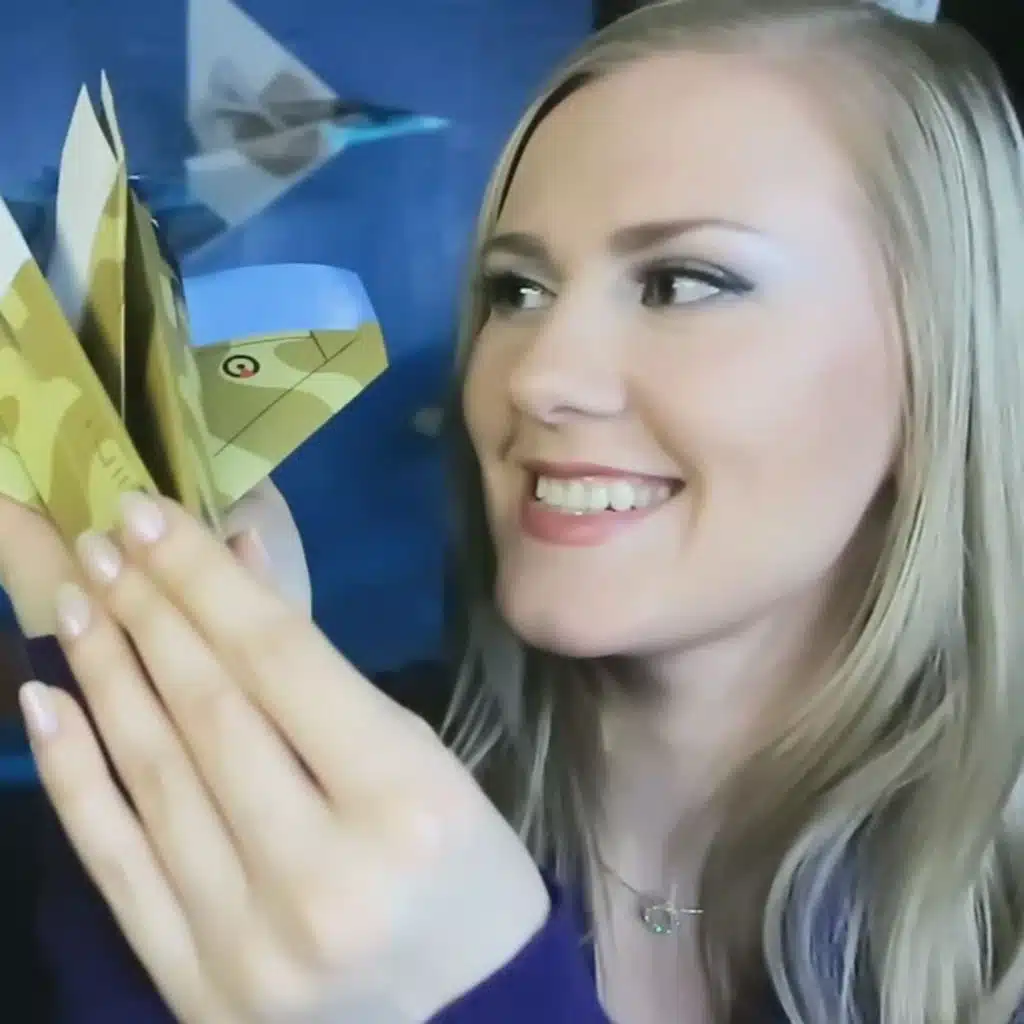 _-/\-_ Paper Planes To Soothe Your Brains _-/\-_ Soft Spoken / Paper Sounds