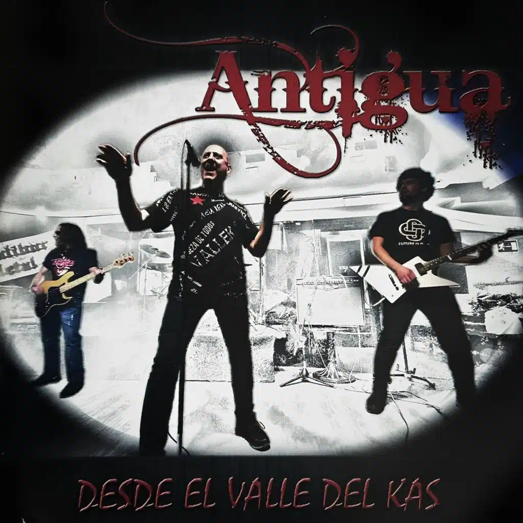 Es Nuestro Momento (En Directo)