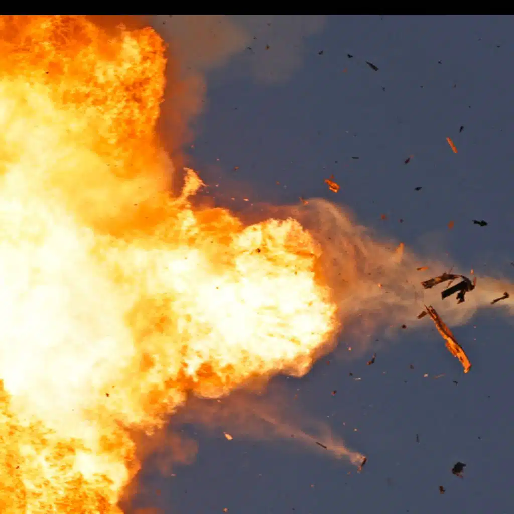 هل تراجعت ايران عن ضرب إسرائيل و كيف كانت ضربات اسرائيل الاستباقية الي حزب الله 