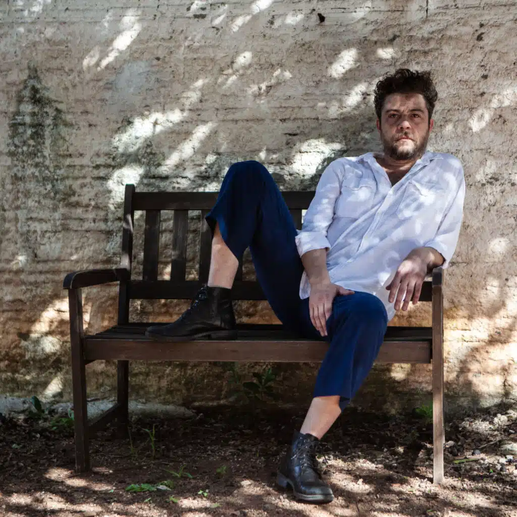 Nossos Erros (feat. Nina Nicolaiewsky)