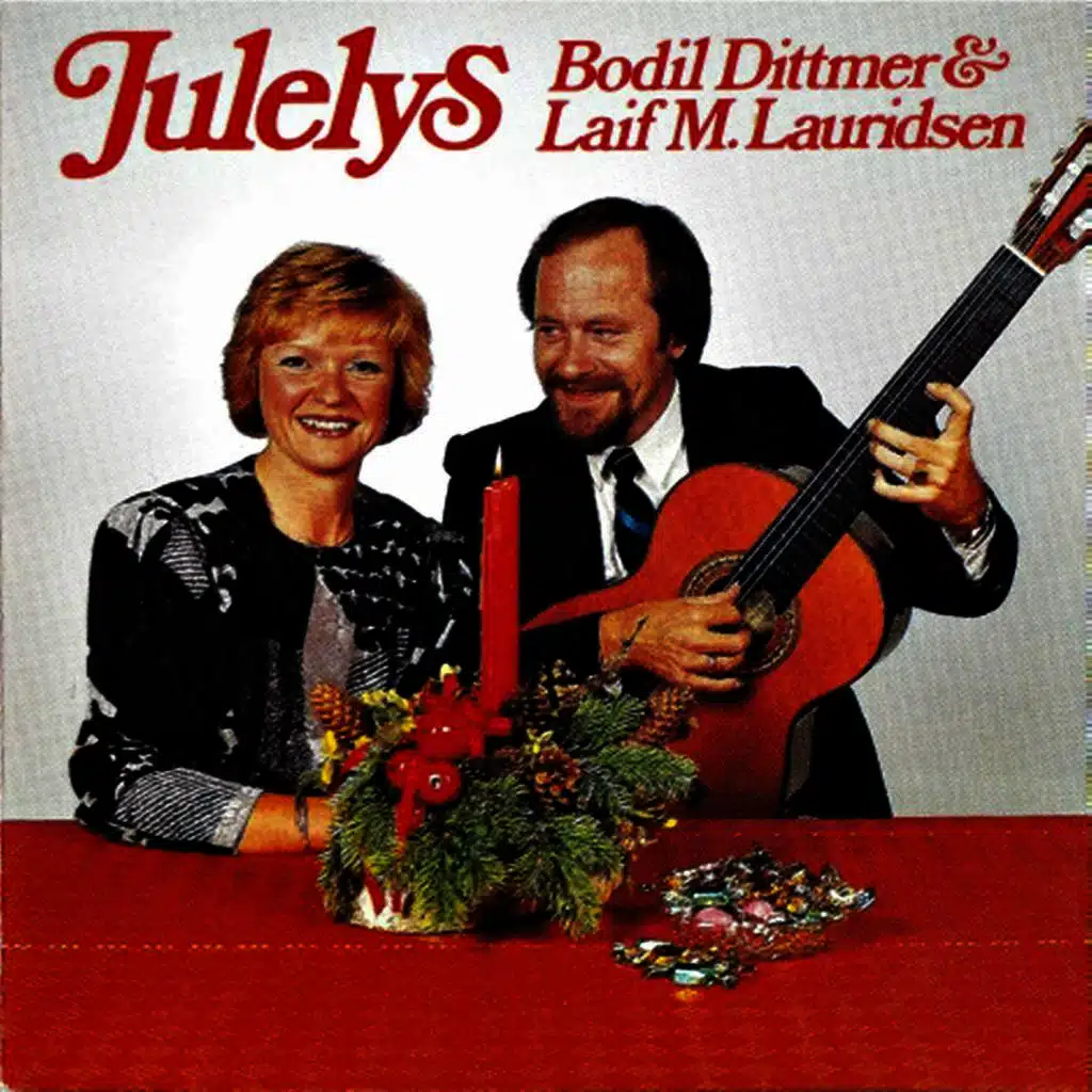 Julelys (feat. Bodil Dittmer)