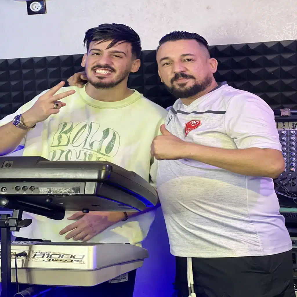 Halit 3ayniya (feat. Tchikou22)