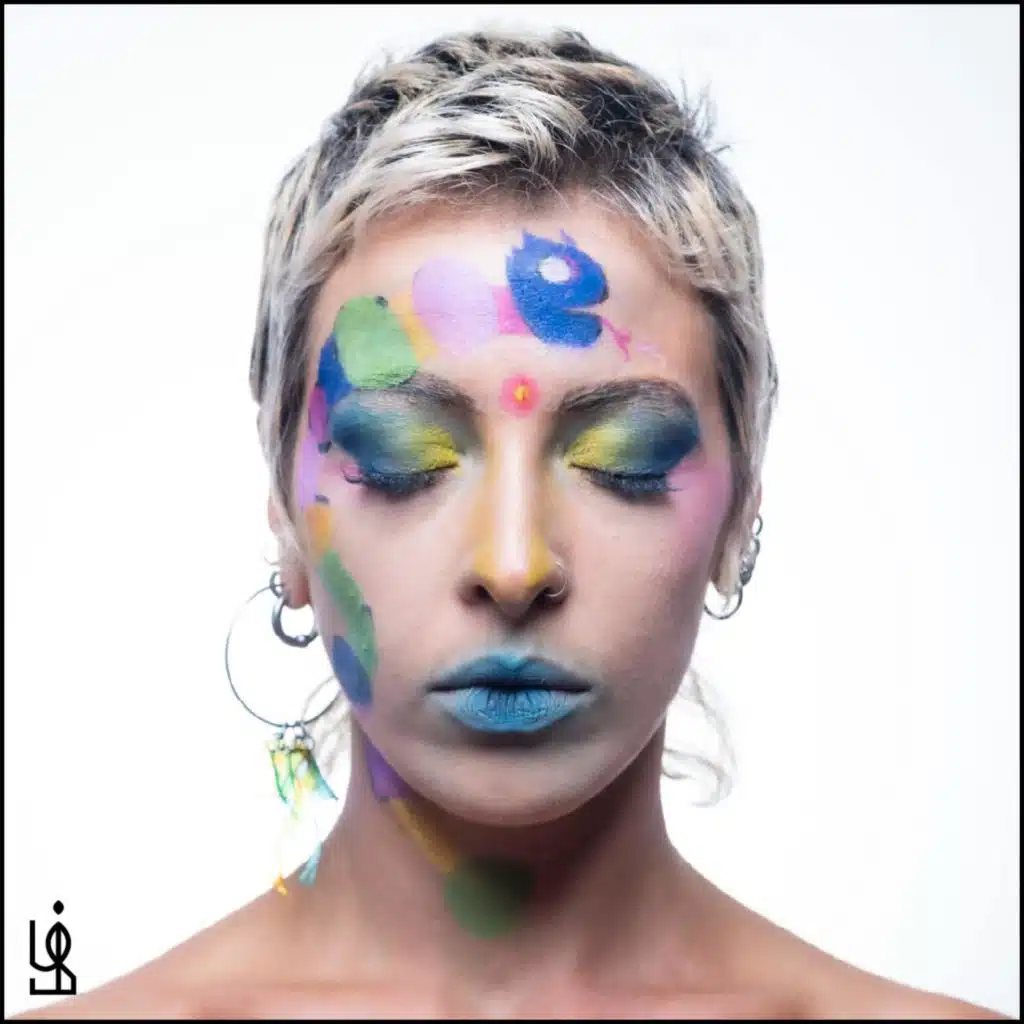 Niki / चिकित्सा, Cikitsā (feat. Libberà)