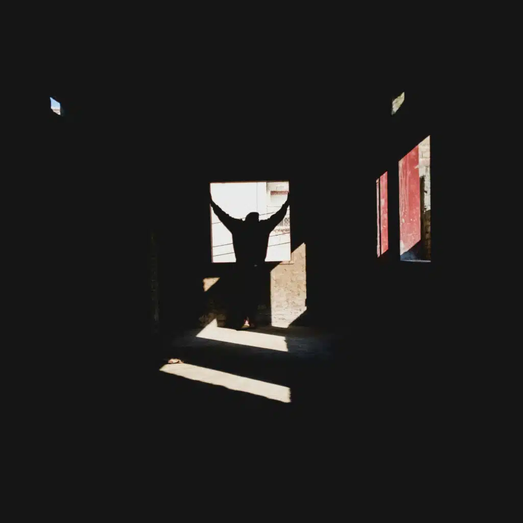 Thirty Kinematic Intros in G Minor