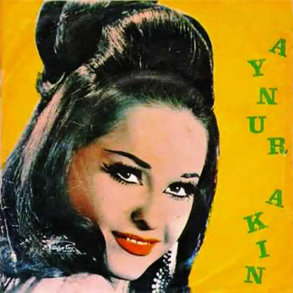 Aynur Akın