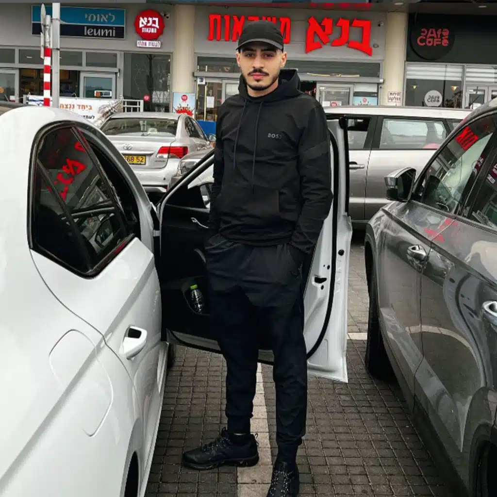 اول مره تلقينا