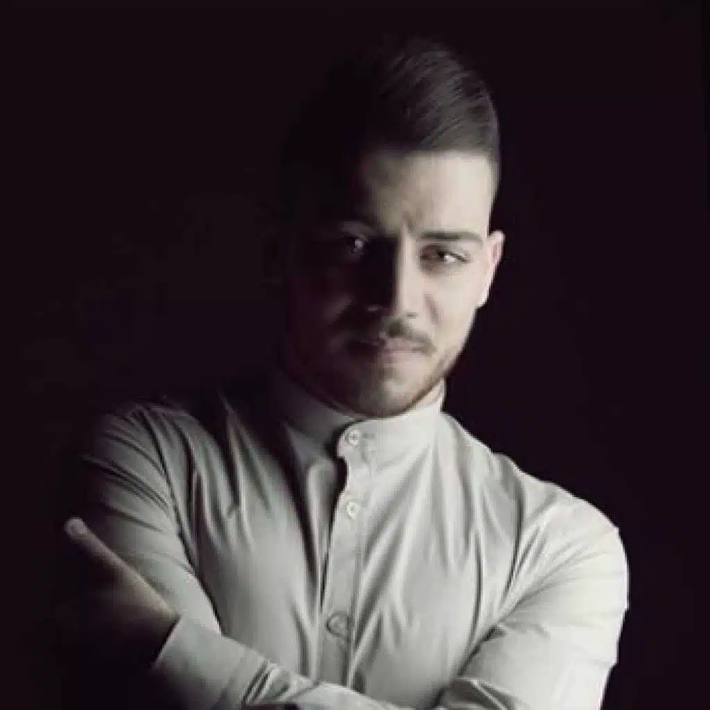 انا بحلم ولا بعلم