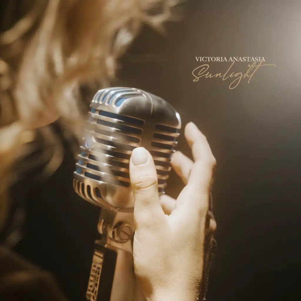 Sunlight / An Eisai Ena Asteri (English Live Translation)