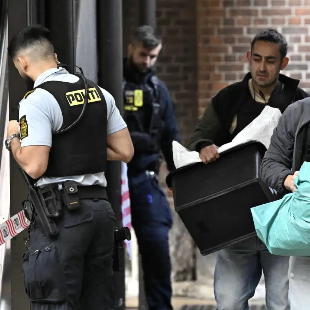 Swedes arrested in Copenhagen, shots fired near Israeli embassy in Stockholm, Centre Party's shadow budget, baby sturgeon swims to Norway