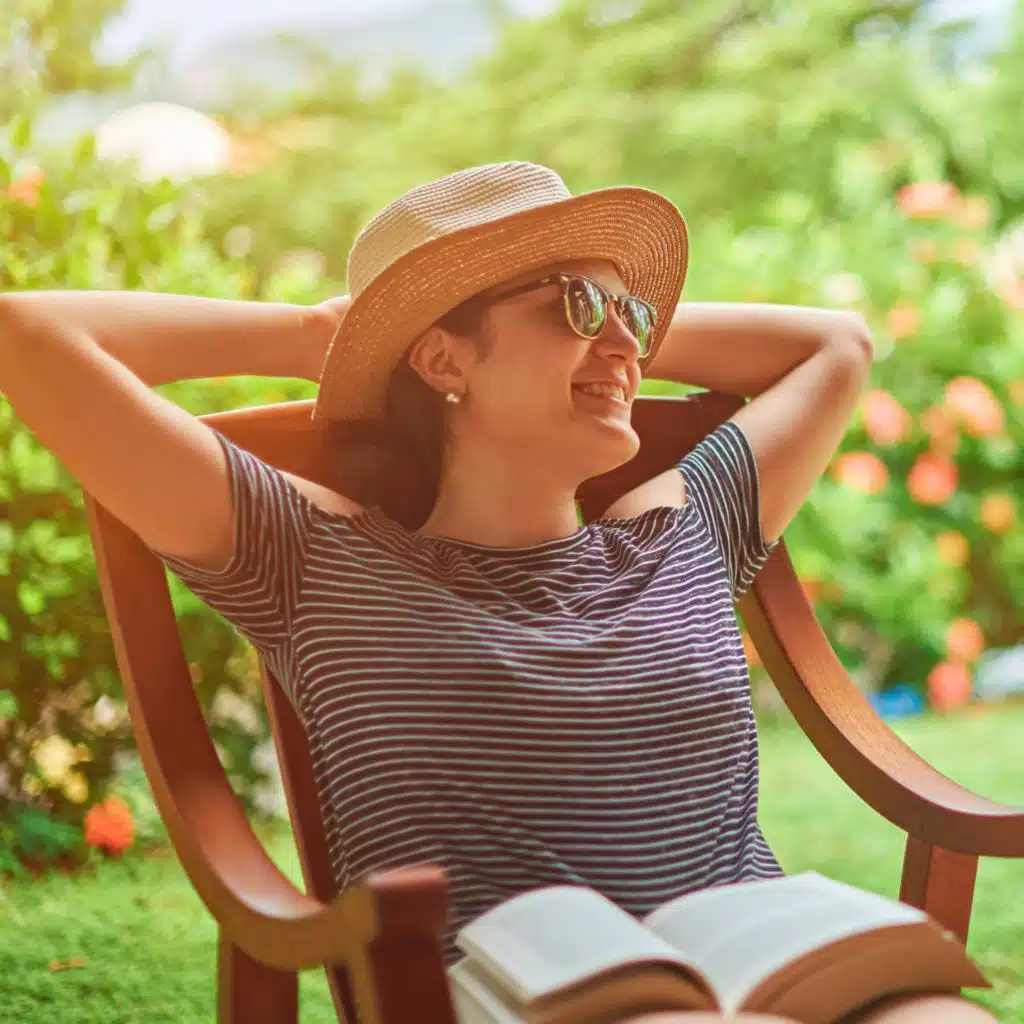 Soft Echoes for Gentle Relaxation