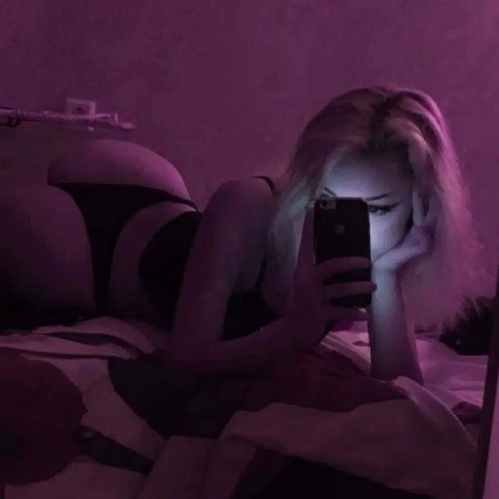 One Of The Girls (Lo-Fi)