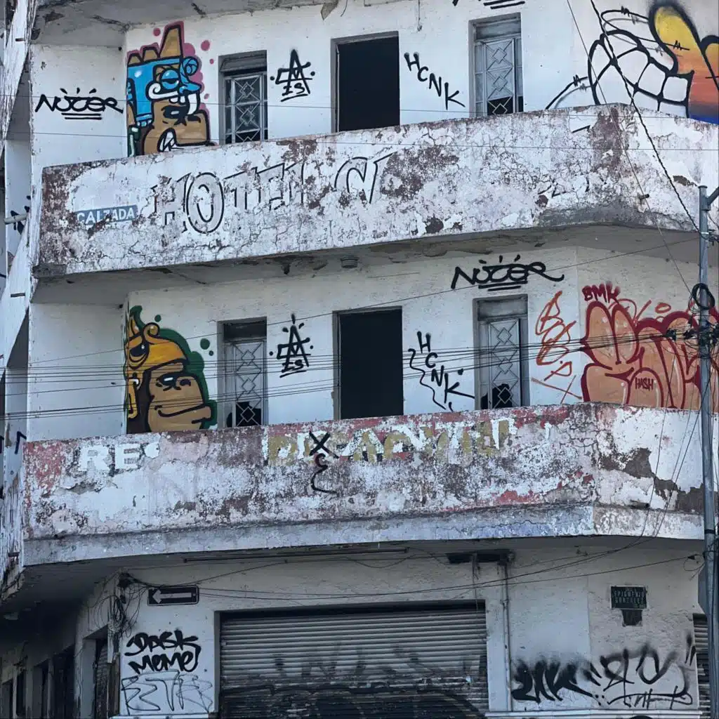 Na materacach