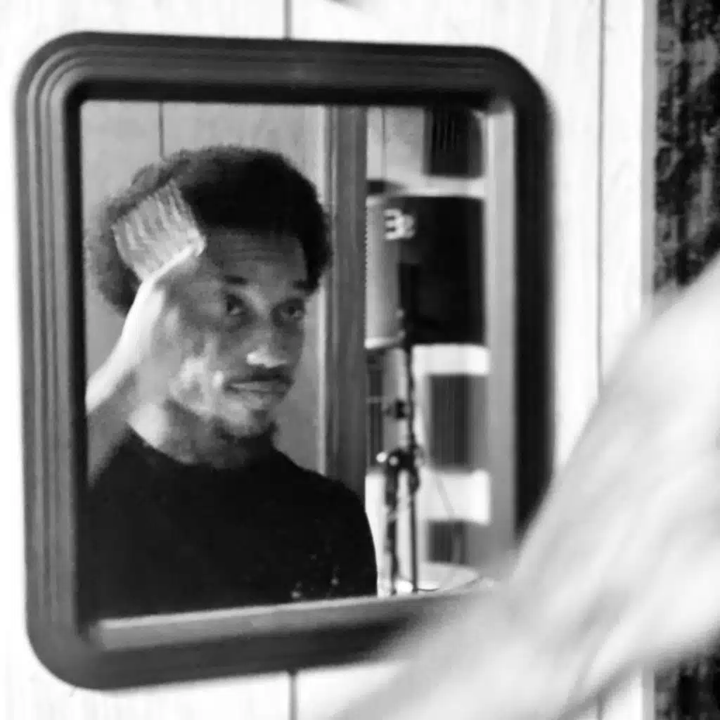 Mirror (feat. JaVaughn Murphy & DND Underground)
