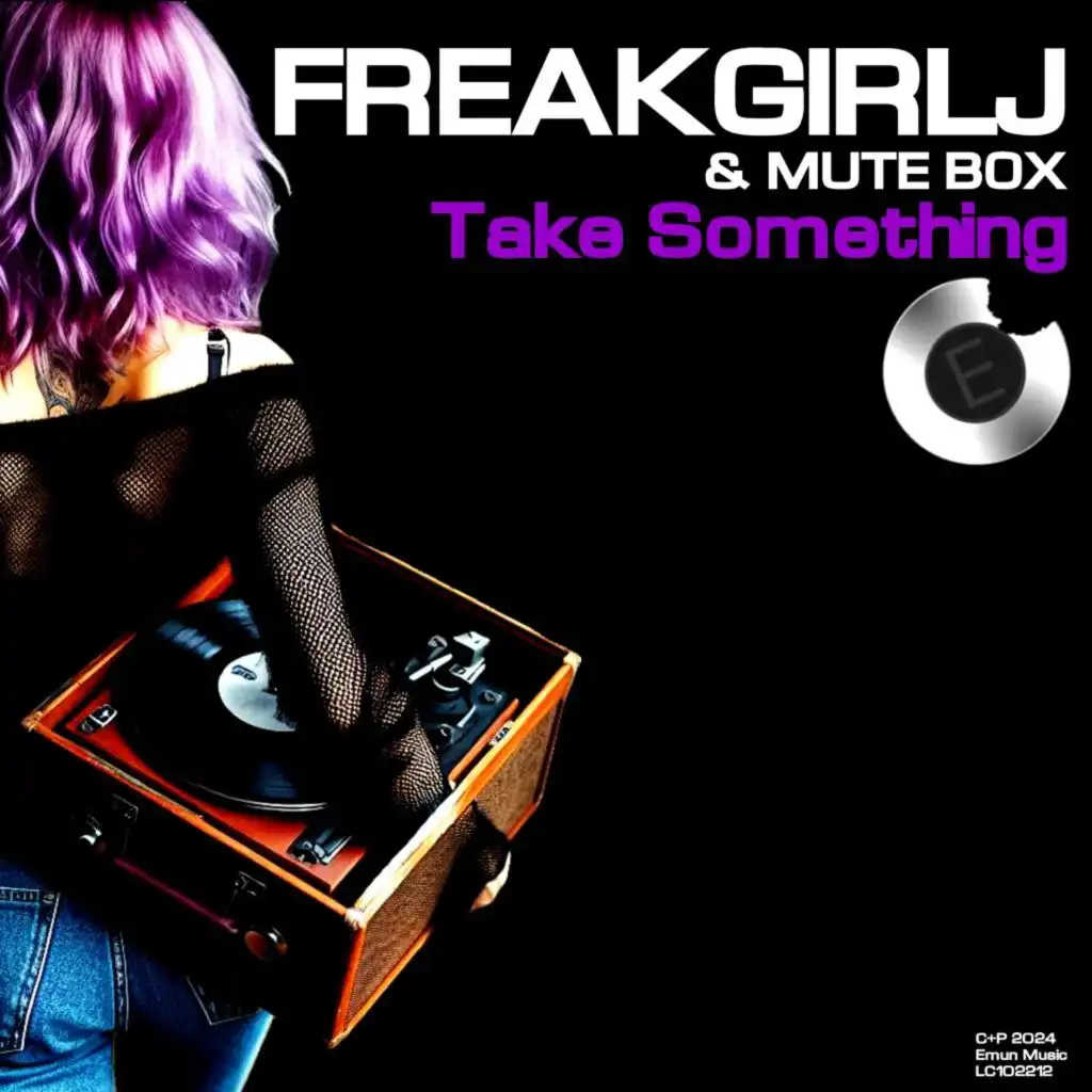 FreakGirlJ & Mute Box