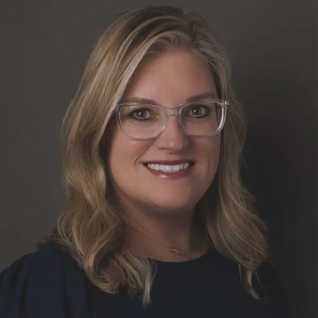 An Accountant’s Marketing to CEO Journey - Adecco's Tyra Tutor