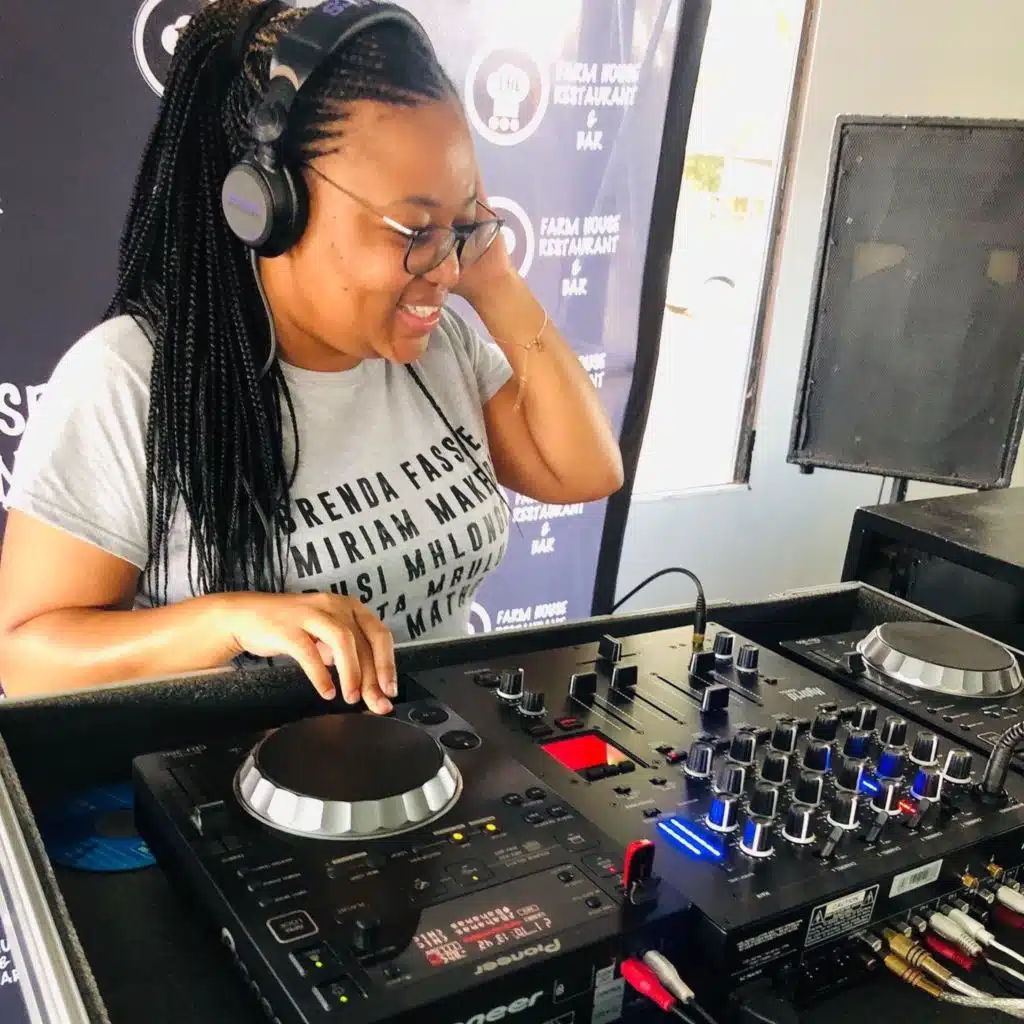 The Lockdown Mix on Radio 2000 - Mixed by Mootjies