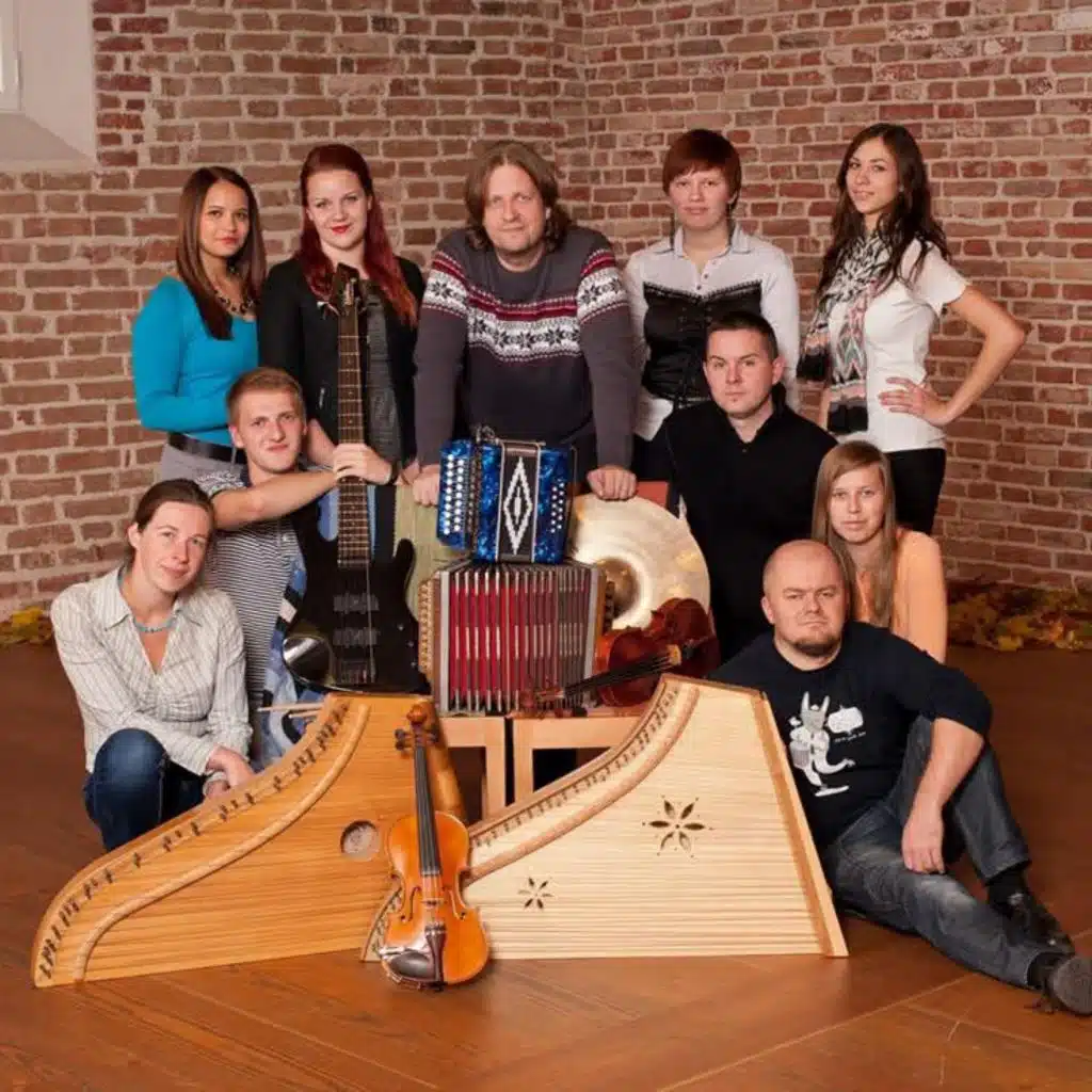 Õdak tulõ vasta ööda