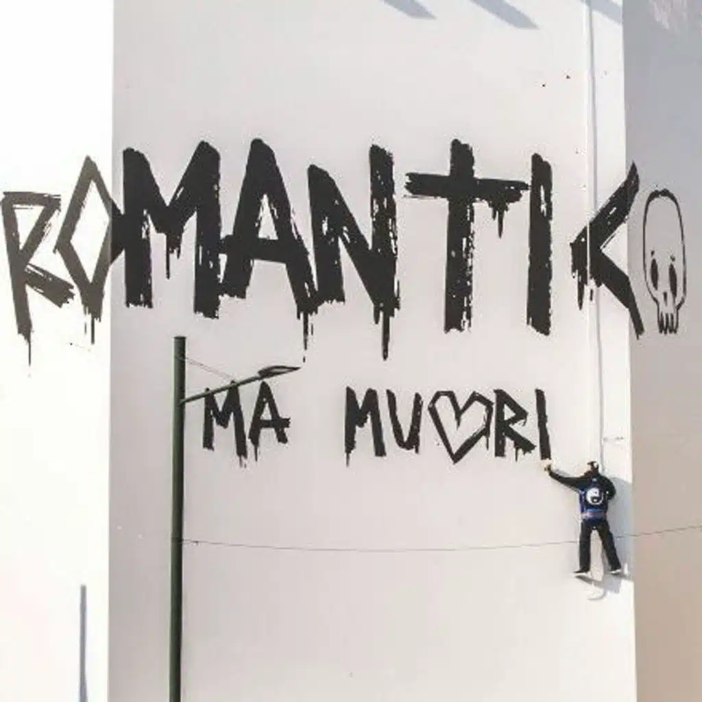 ROMANTICO MA MUORI - Pinguini Tattici Nucleari | recensione