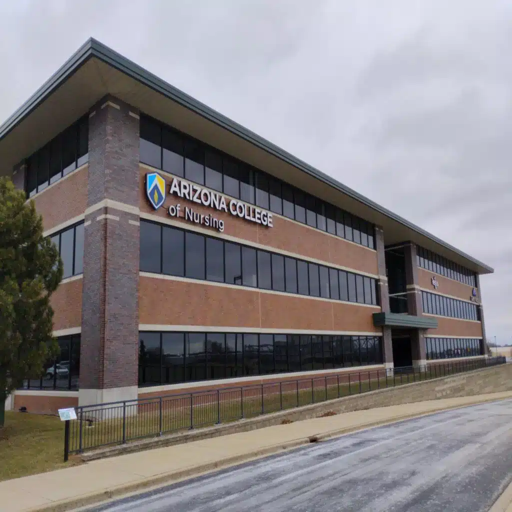 Amid criticism, for-profit nursing school opens in Milwaukee