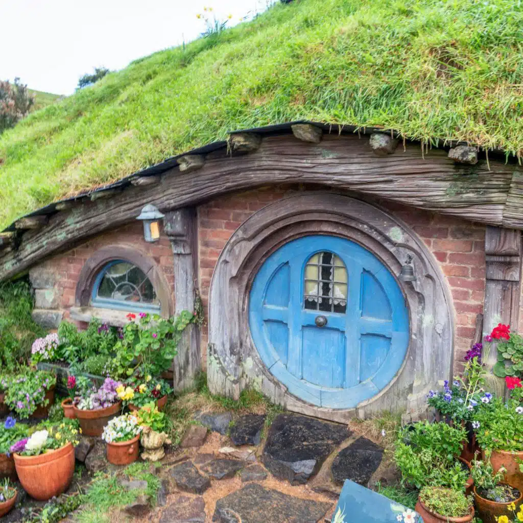 What are the secrets behind the Lord of the Rings saga?