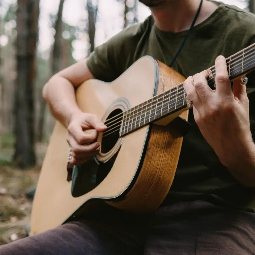 Cuerdas De Armonía: Melodías De Guitarra Con Alma