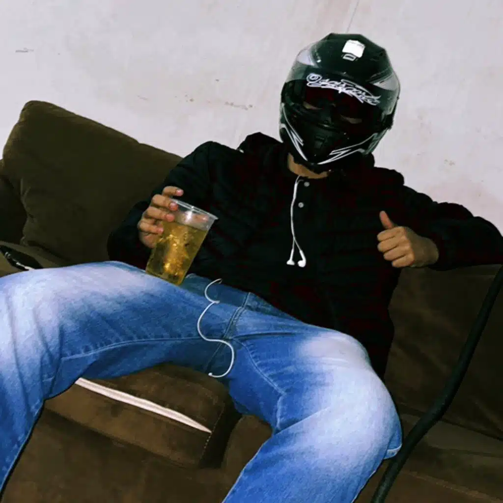 Nascimento de um Artista (feat. TgbSingles)