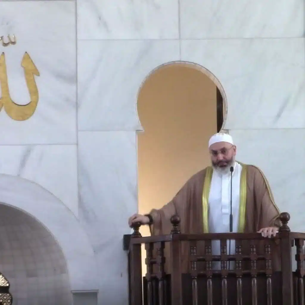 (خطبة الجمعة من مسجد السلام لأمين فتوى طرابلس وشيخ قرائها بلال بارودي (استغفروا ربكم إنه كان غفارا