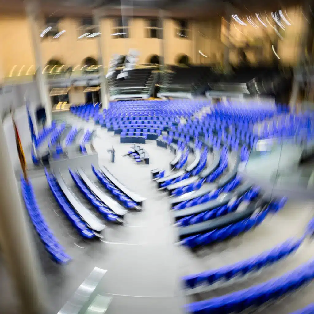 Journalismus - Wie viel Emotion und Story braucht ein guter Politikpodcast?