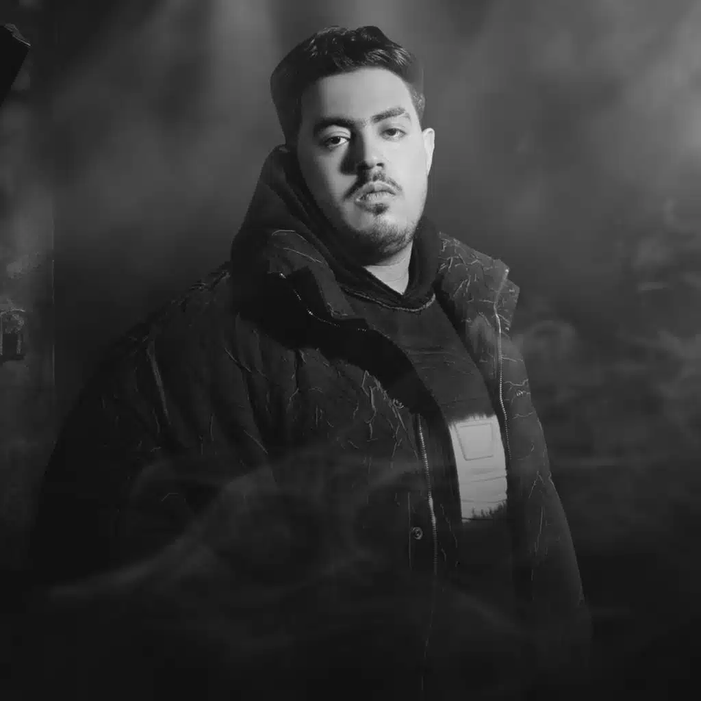 صدقت الوهم نسيت انا مين