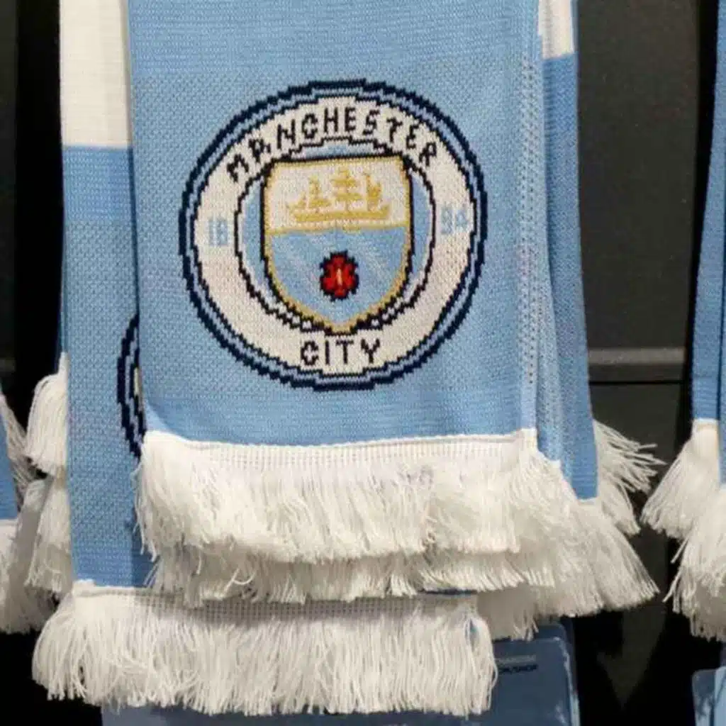 Manchester City dévoile une écharpe connectée 🫢