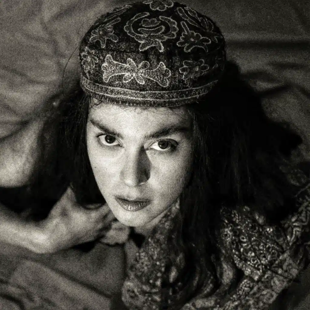 Yâr