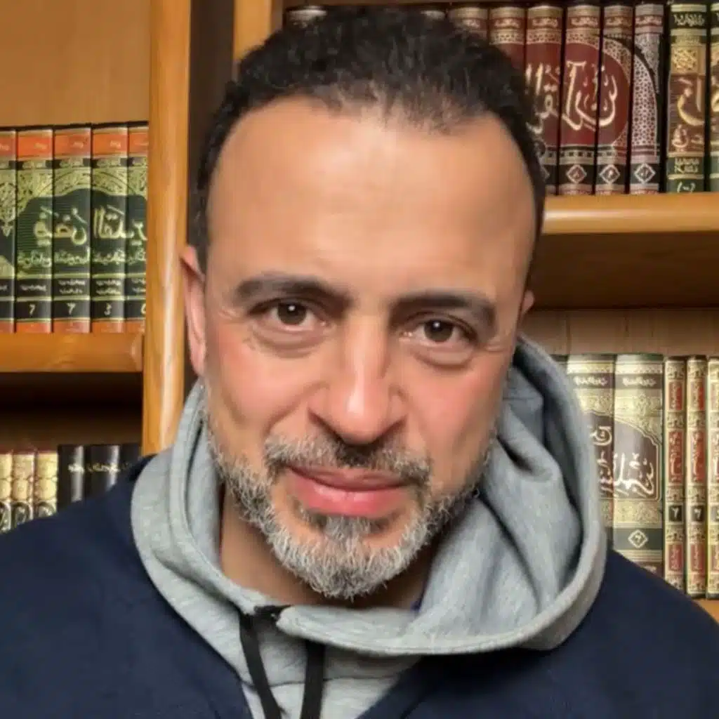 4- إنما صبرهم على ما جرى علمهم بإنه يرى