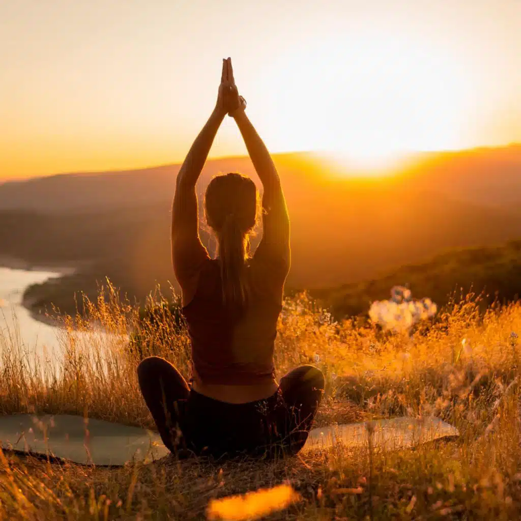 Ritmos De Yoga Profundo Para La Paz Interior