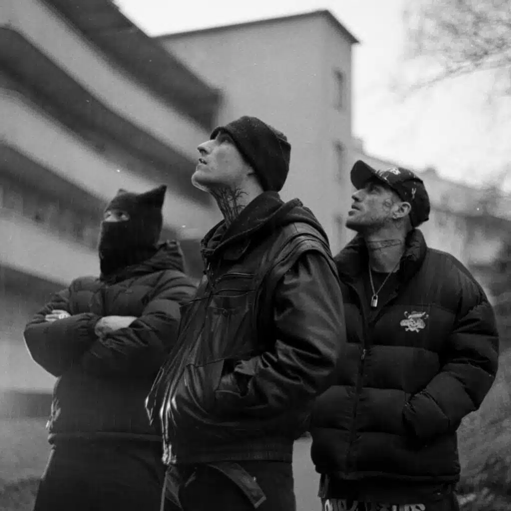 Resetedh & Forest Blunt