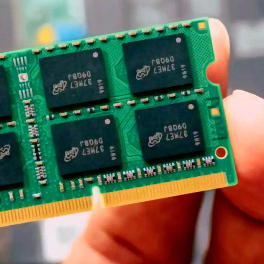 كيف تحاول أمريكا خنق التكنولوجيا الصينية؟