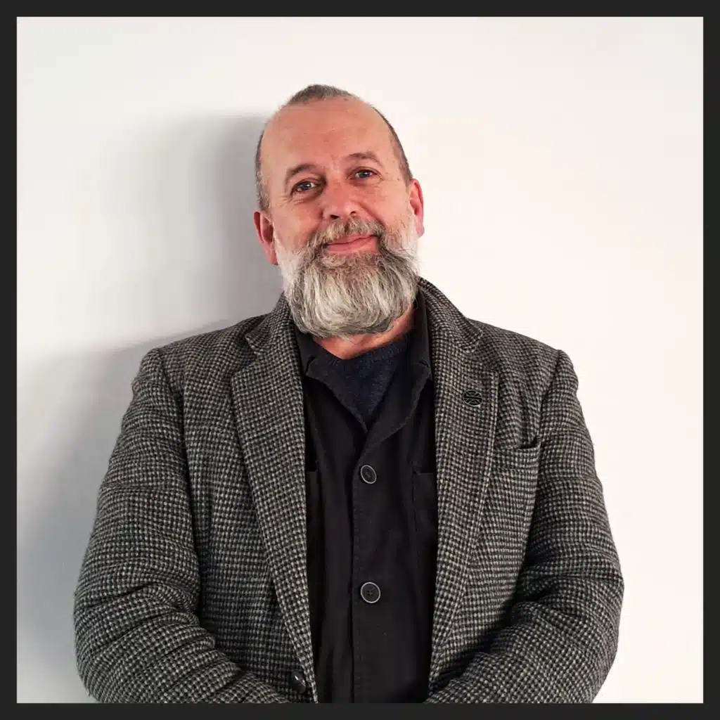 #289 Pesticides and Whether Organic Is Worth It? with Nick Mole