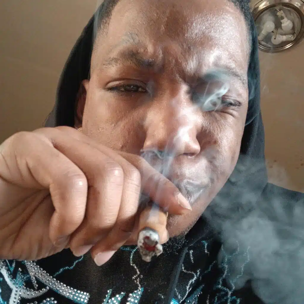 Mind of a Menace pt2 (feat. CRashOuttP)