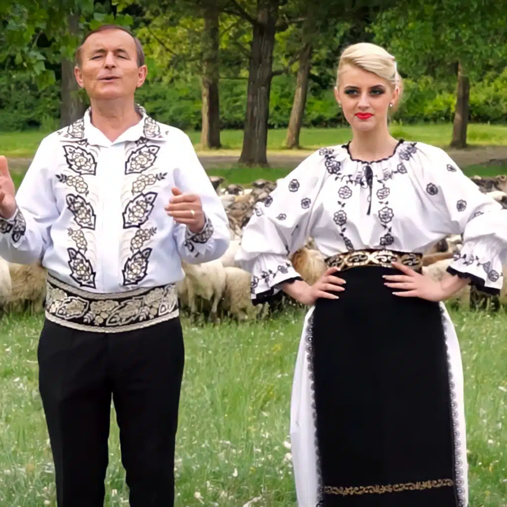 Alexandra Creț, Lele Crăciunescu