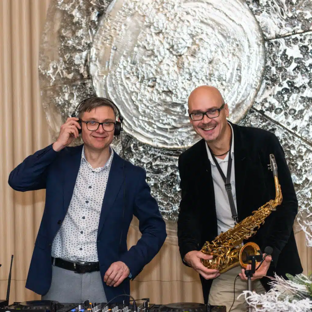 Syntheticsax & Dj Sandr - Live from Moscow City (Summer 2021)