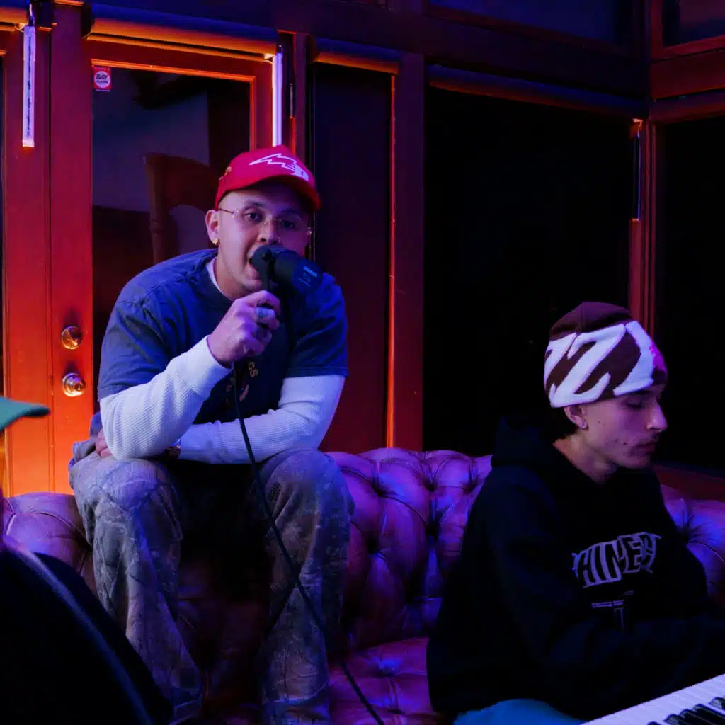 Put Me On Somethin' (feat. Michael Prince & Hokage Simon)