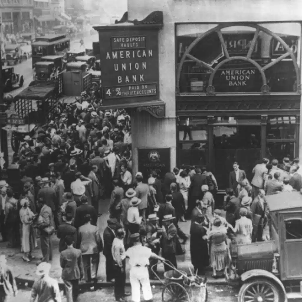 923 - The Banks Are Out of Money feat. Dave Weigel (4/7/25)