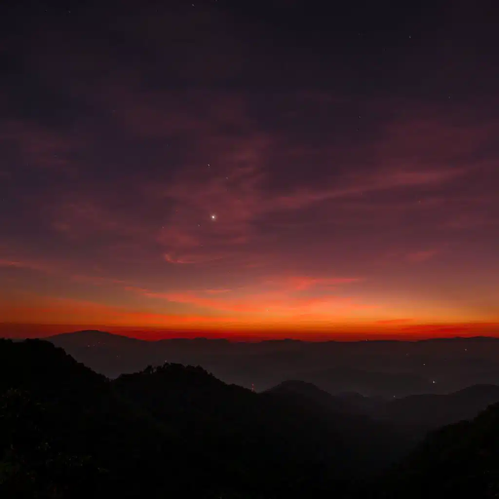 Slumber's Melody: Tranquil Evening Vibes