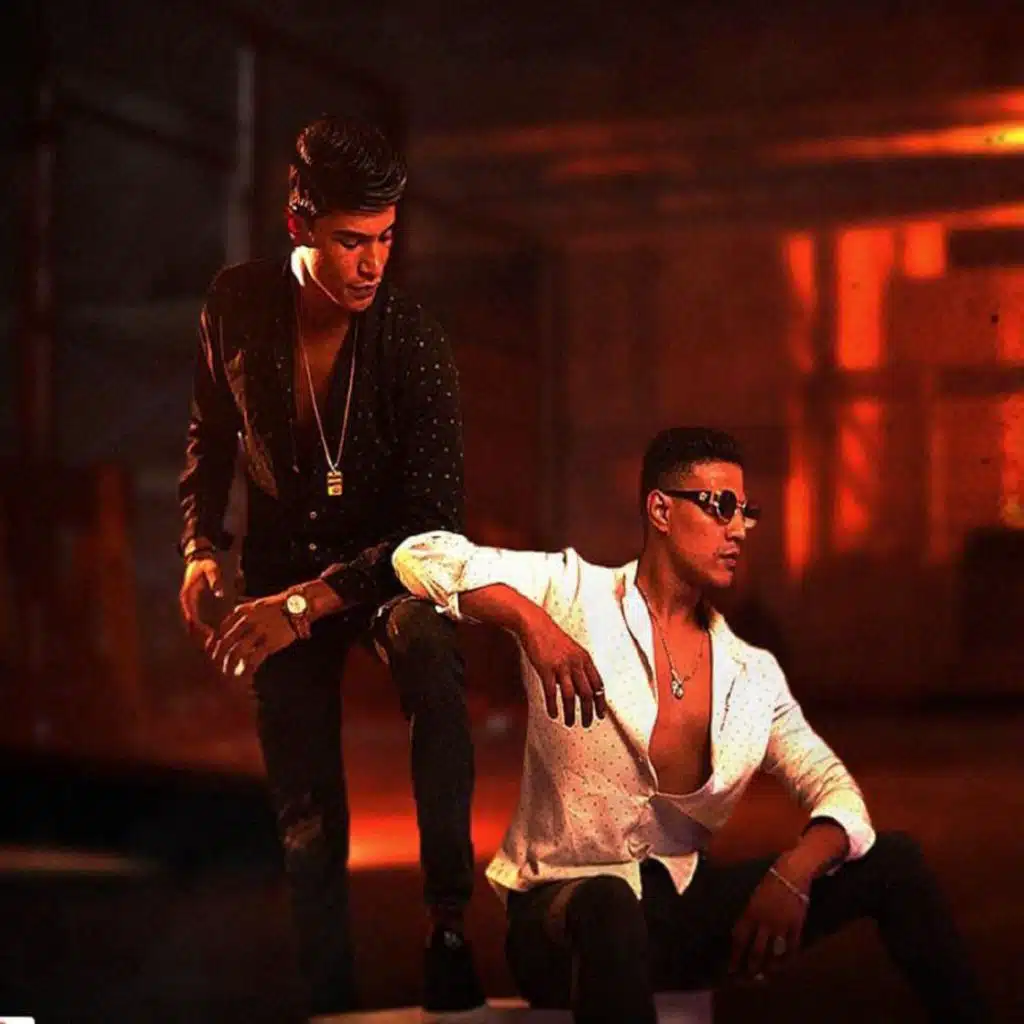 مهرجان الحياه بقيت سودا وكئيبة