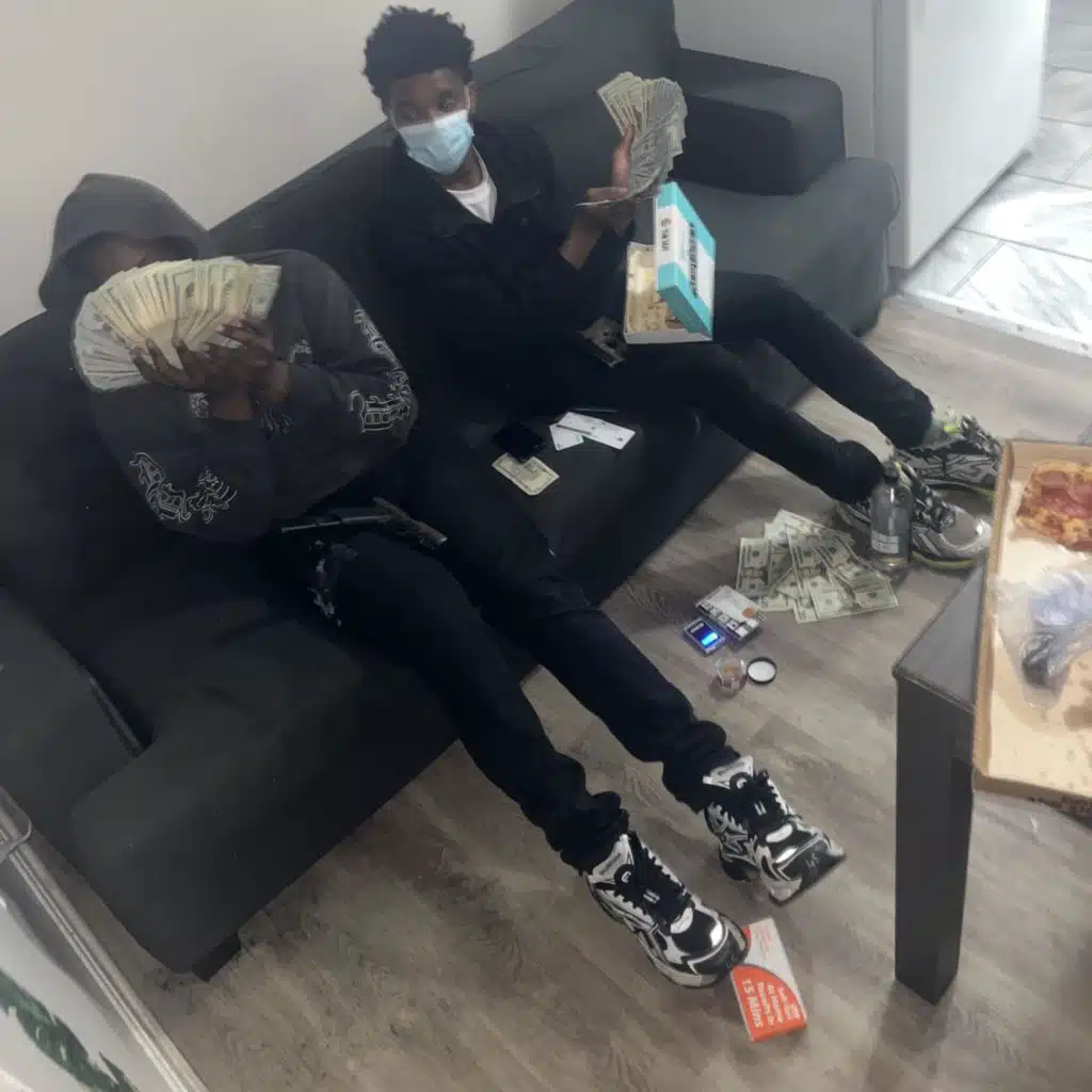 LongLiveLulAhk8 (feat. Merta)