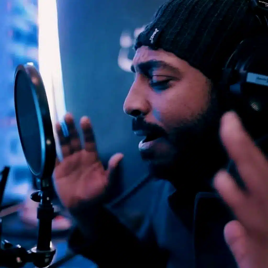 قسماً بالضارب والحامي